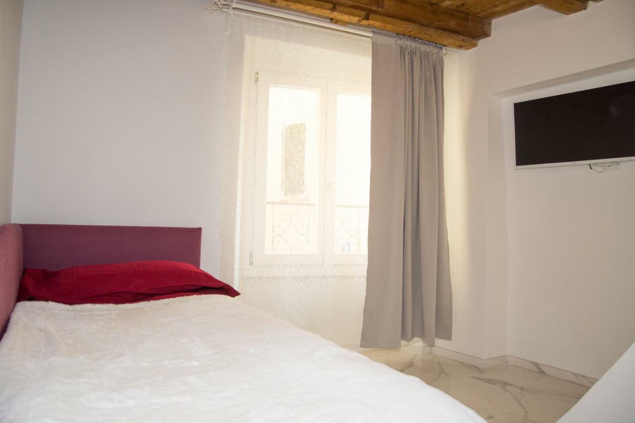 Residenza Romantica Riva del Garda Exterior foto