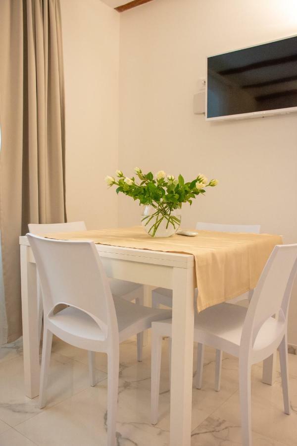 Residenza Romantica Riva del Garda Exterior foto